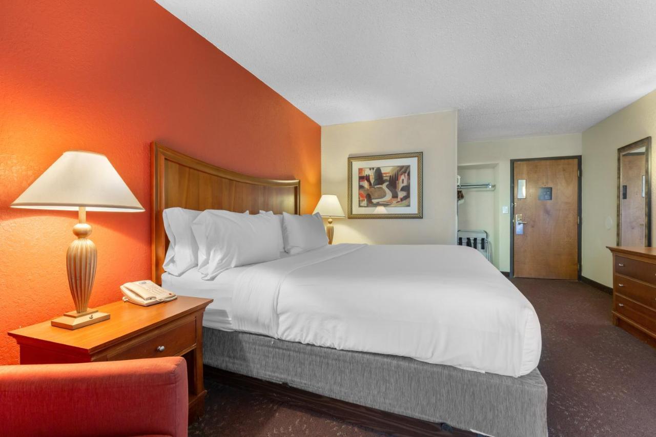 Holiday Inn Express Chicago-Downers Grove By Ihg Eksteriør billede