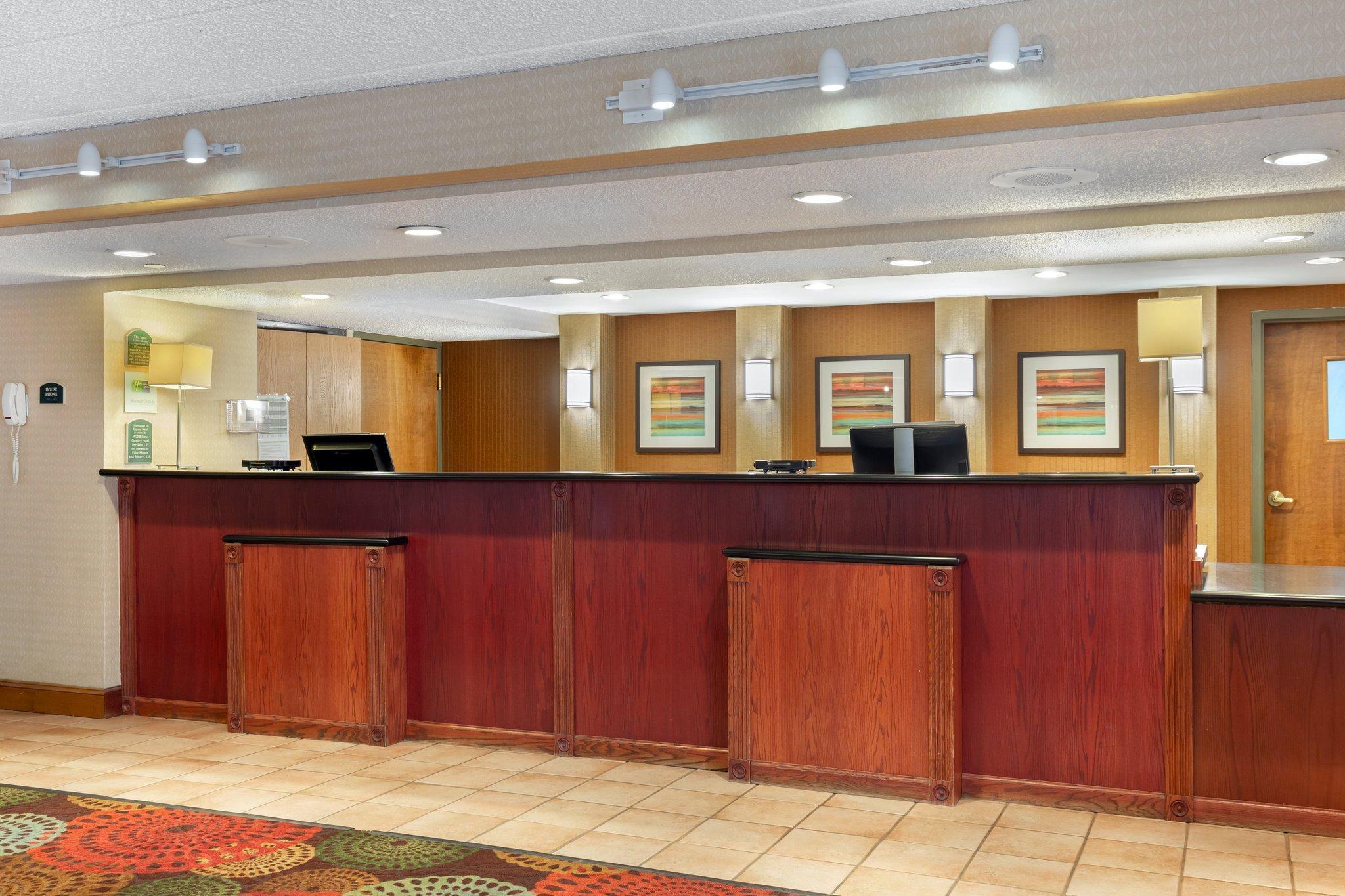 Holiday Inn Express Chicago-Downers Grove By Ihg Eksteriør billede