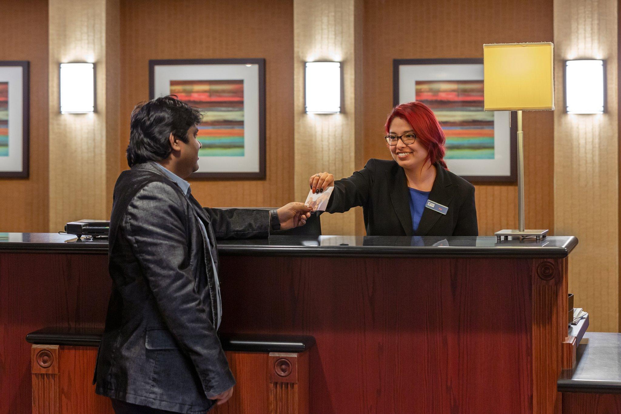 Holiday Inn Express Chicago-Downers Grove By Ihg Eksteriør billede