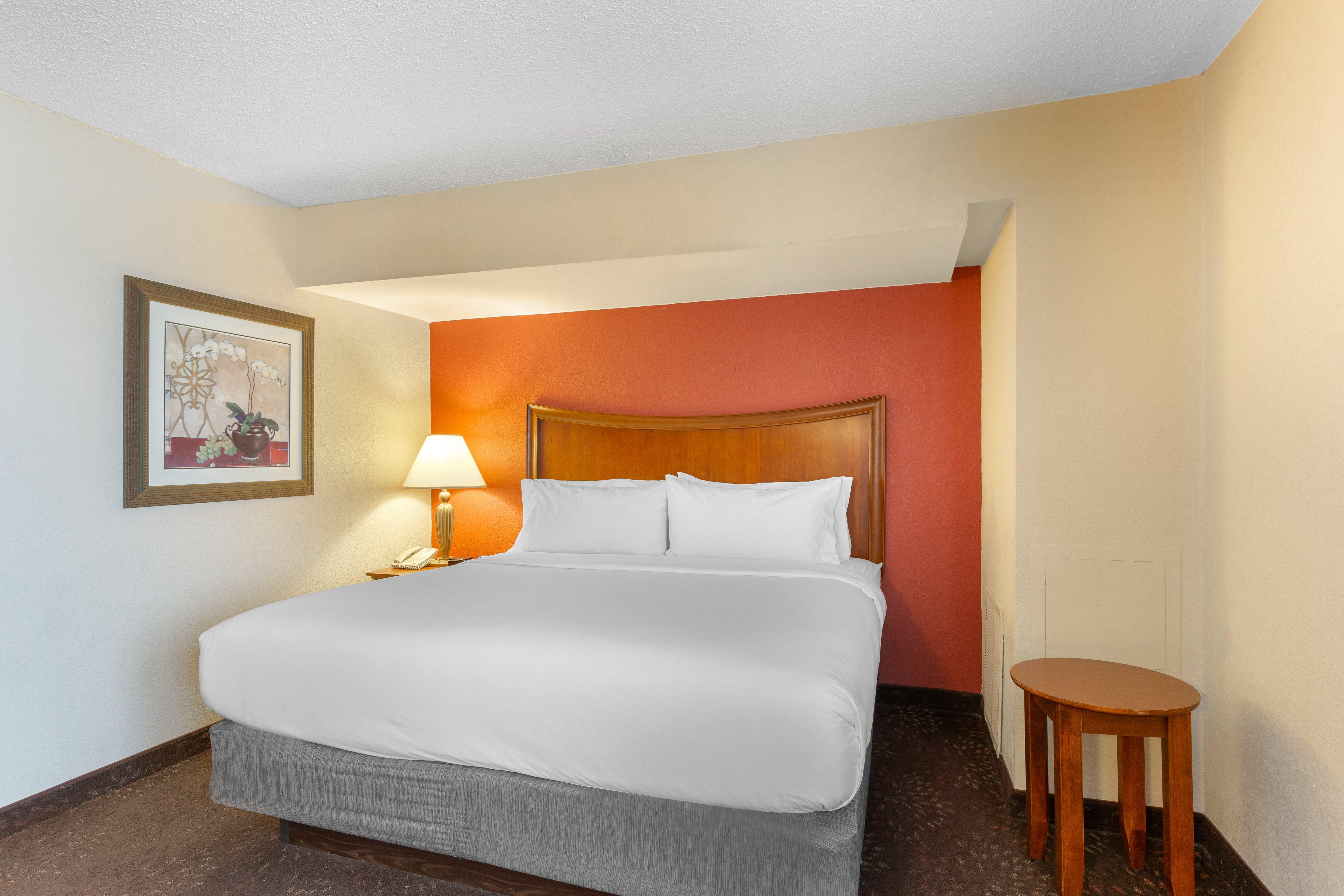 Holiday Inn Express Chicago-Downers Grove By Ihg Eksteriør billede