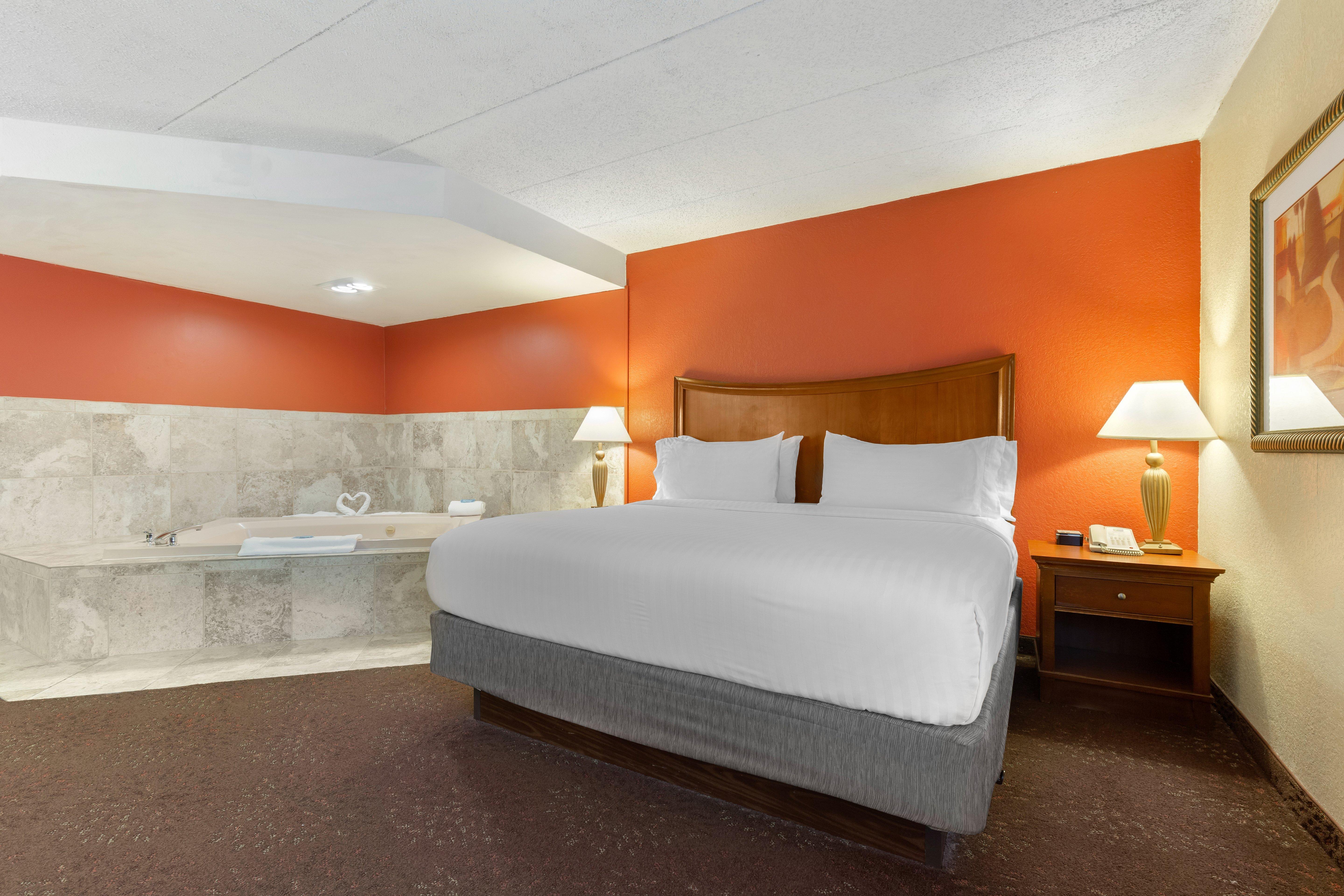 Holiday Inn Express Chicago-Downers Grove By Ihg Eksteriør billede