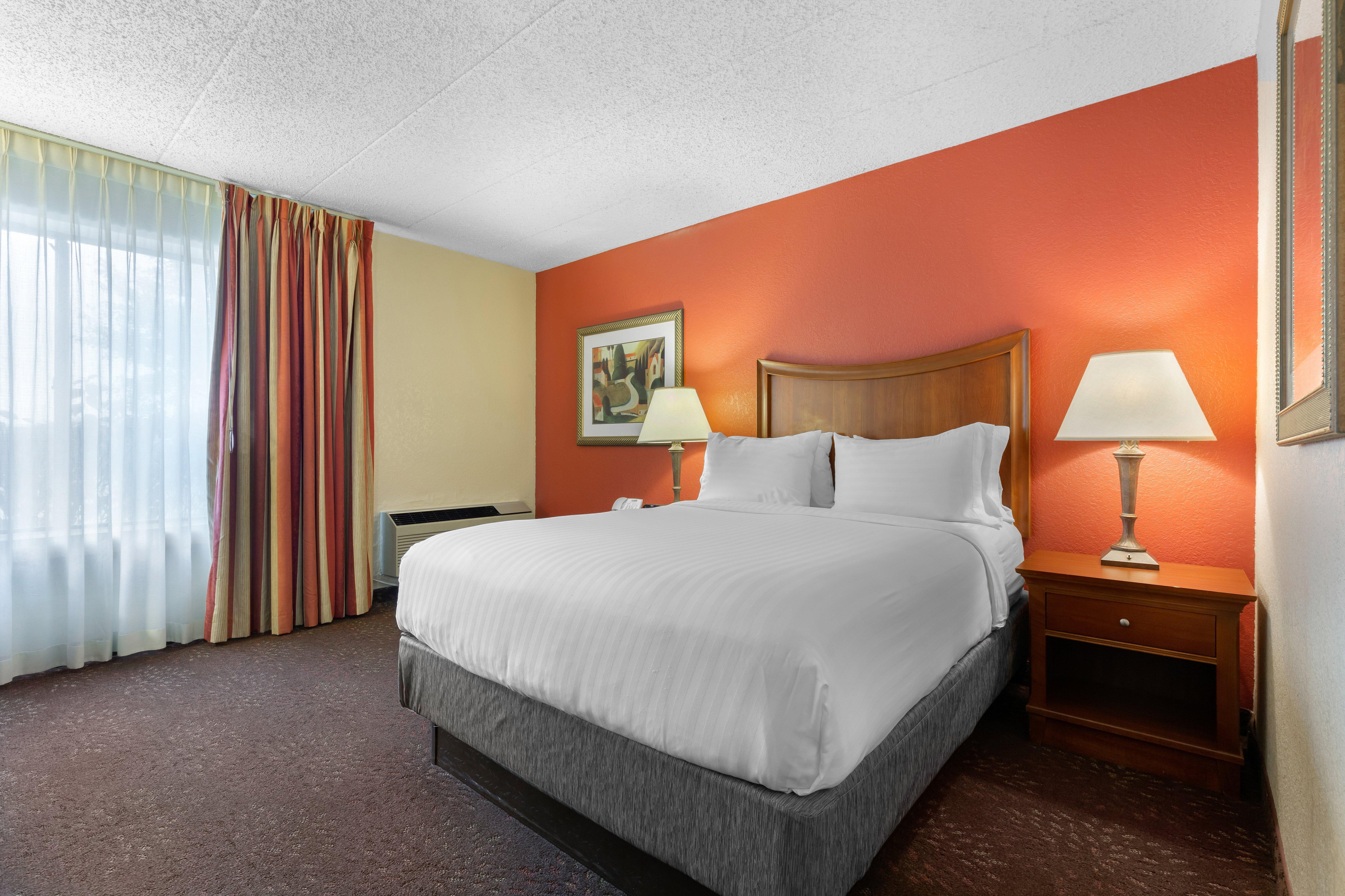 Holiday Inn Express Chicago-Downers Grove By Ihg Eksteriør billede