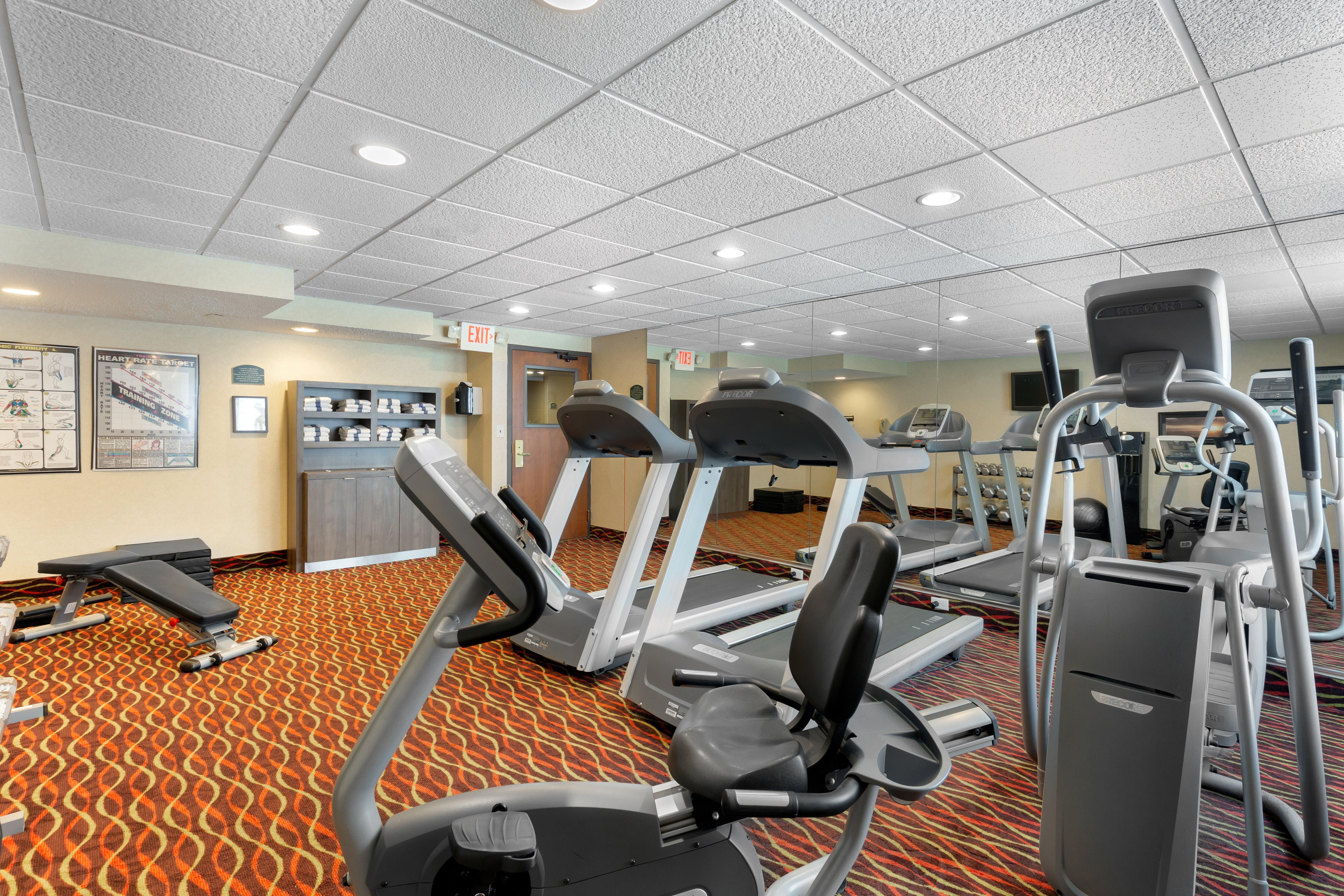 Holiday Inn Express Chicago-Downers Grove By Ihg Eksteriør billede