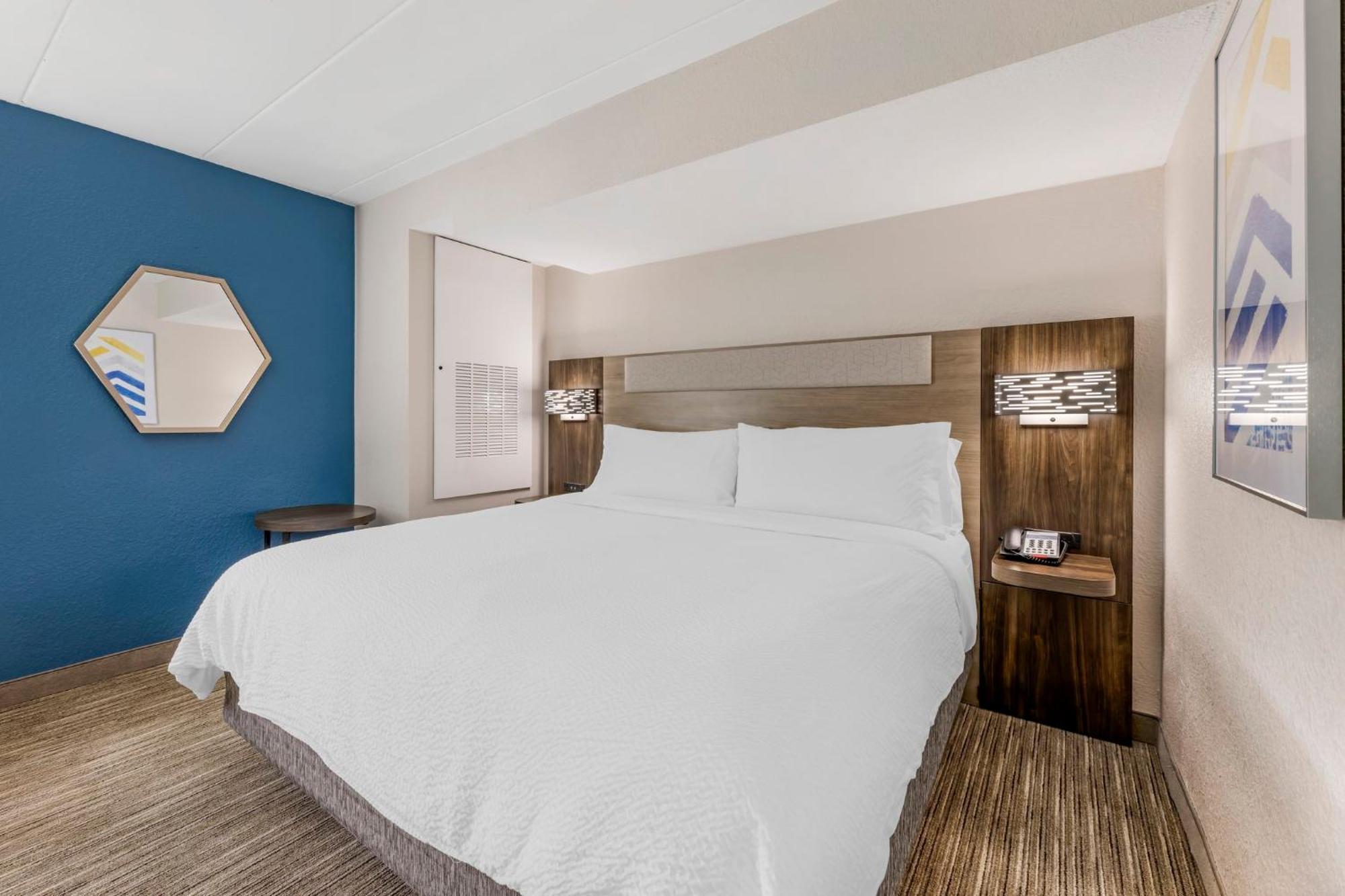 Holiday Inn Express Chicago-Downers Grove By Ihg Eksteriør billede
