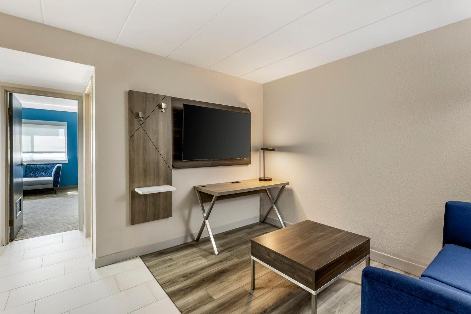 Holiday Inn Express Chicago-Downers Grove By Ihg Eksteriør billede