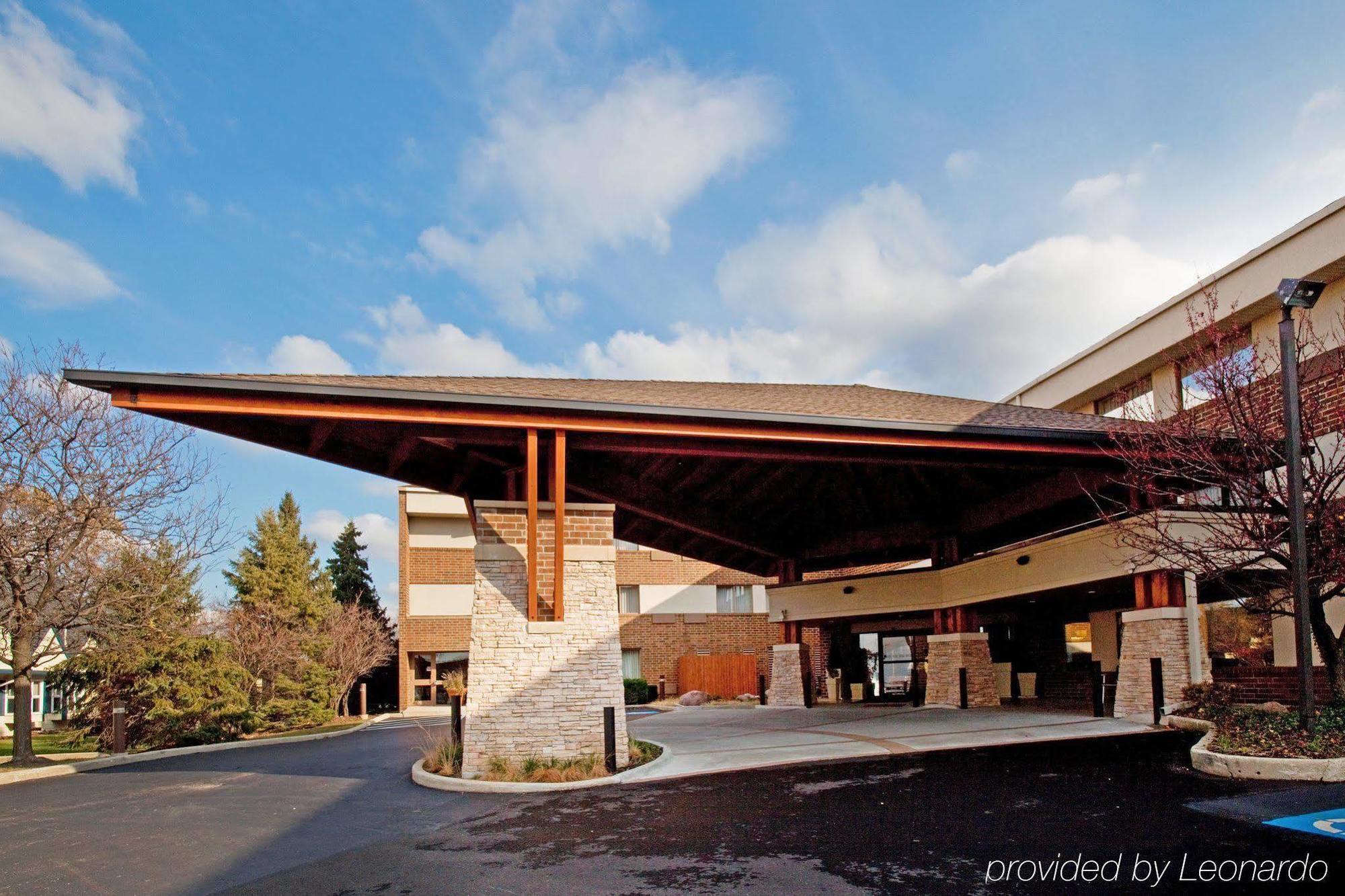 Holiday Inn Express Chicago-Downers Grove By Ihg Eksteriør billede